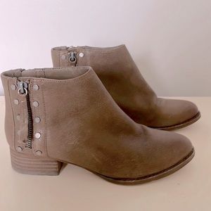 Vince Camuto fawn low heeled ankle boots with studded detail,  US 7, EU37